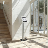 Maclean MC-645 Soporte de suelo para tablet iPad, Galaxy TAB, Goclever con sistema antirrobo