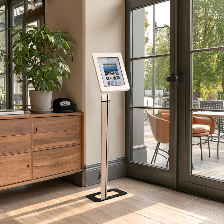 Suporte de chão Maclean MC-645 para iPad, Galaxy Tab e tablets Goclever com sistema anti-roubo