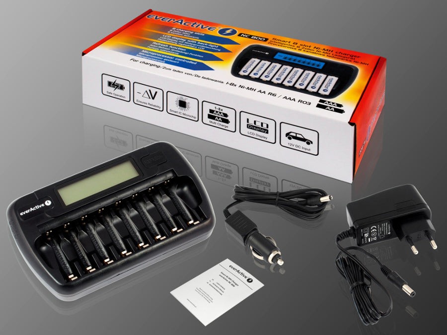 Carregador de pilhas AA e AAA everActive, 8 canais, visor LCD, NC-800