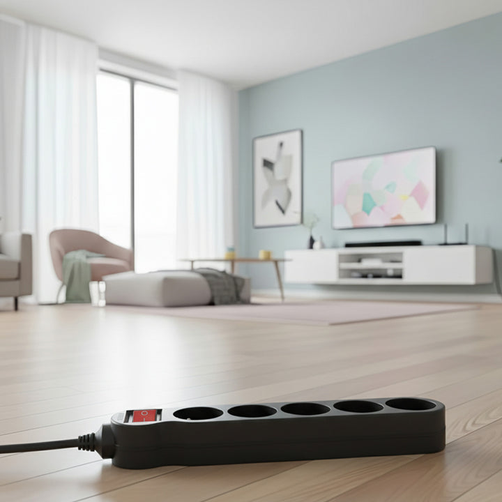 Maclean Energy MCE183 Power Strip 5 cabo de extensão de saída com interruptor