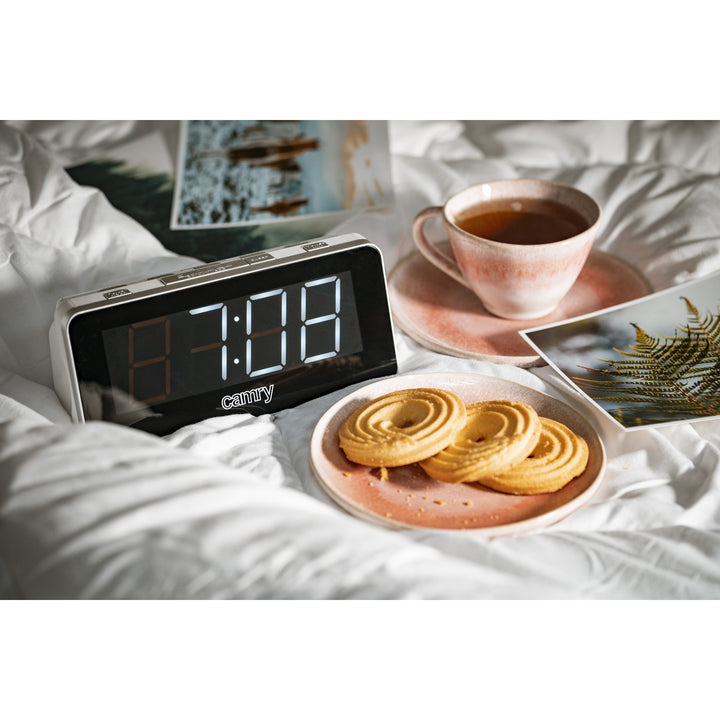 Camry CR 1156 radio reloj despertador AM y FM frecuencia pantalla LED