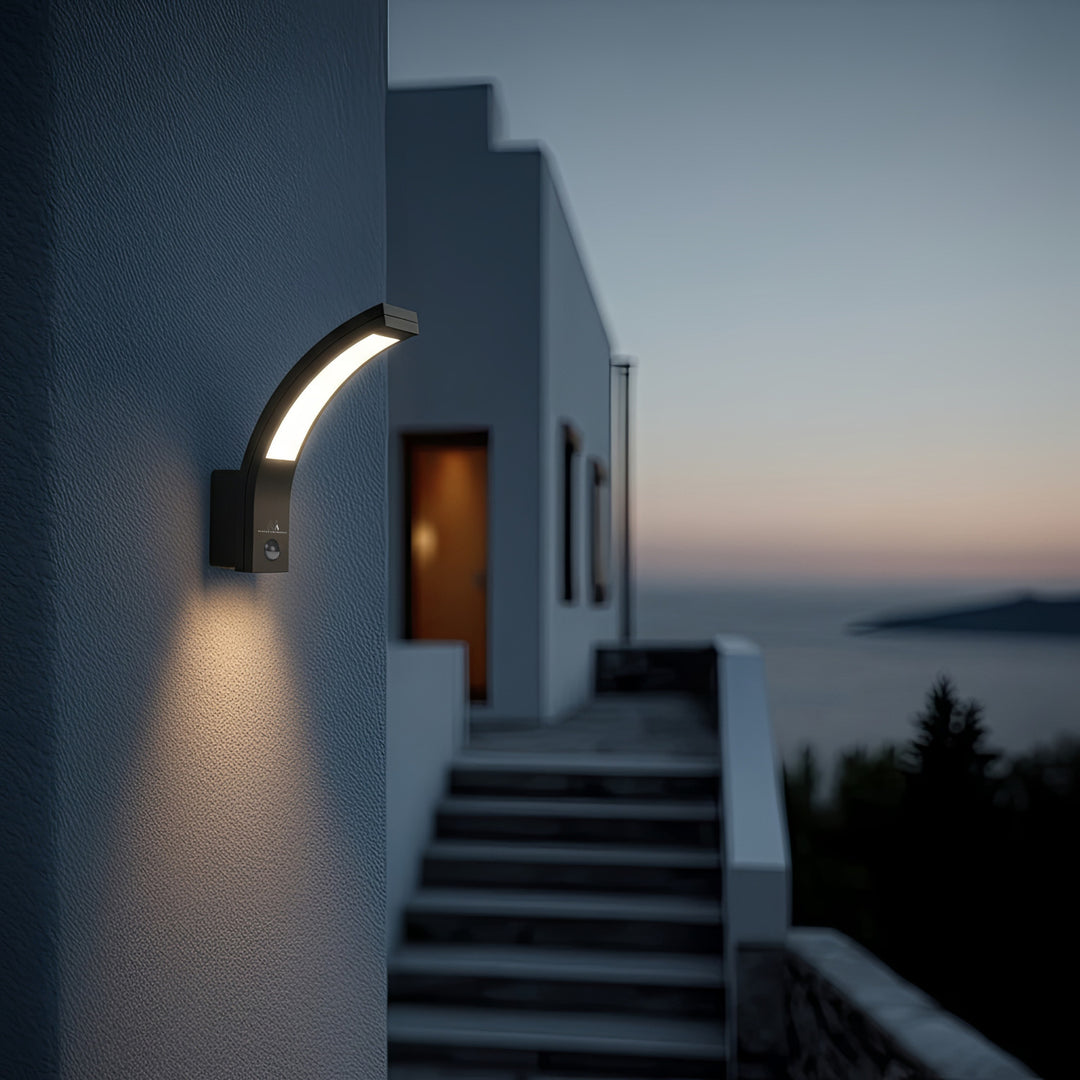 Lámpara LED con sensor de movimiento infrarrojo MCE244 750lm 10W IP54 Maclean Energy