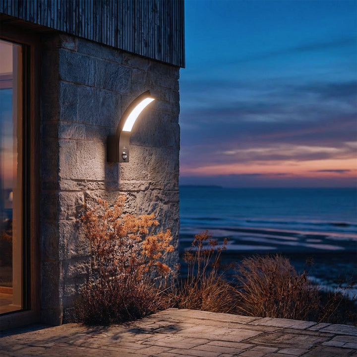 Lámpara LED con sensor de movimiento PIR, negro, 10W, IP54, 750lm, blanco neutro (4000K) Maclean MCE244 B