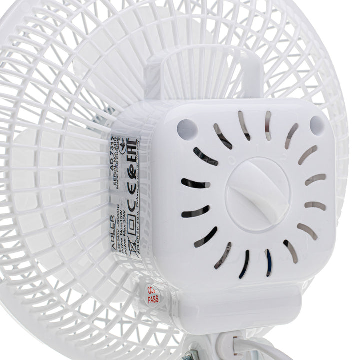 Ventilador de mesa Adler AD7317, clipe e base, diâmetro 15 cm, potência máxima 30 W