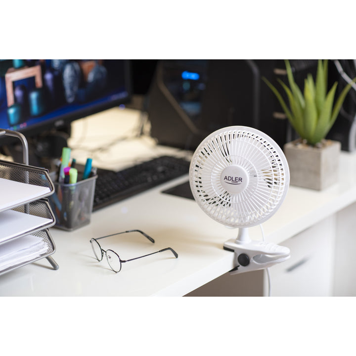 Ventilador de mesa Adler AD7317, clipe e base, diâmetro 15 cm, potência máxima 30 W
