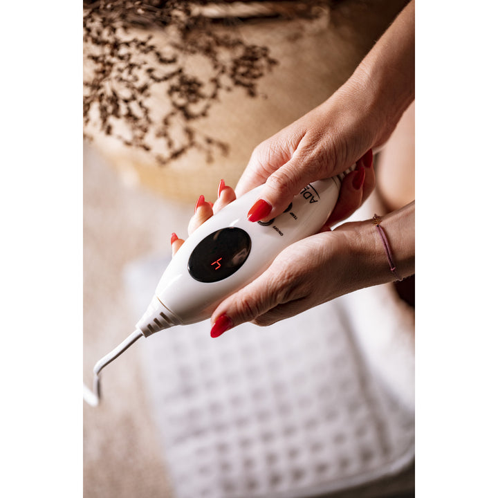 Calentador de pies eléctrico con mando a distancia LCD Adler AD 7432