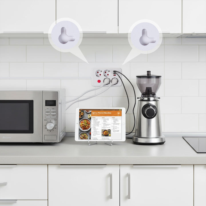 Regleta de enchufes Maclean, cable alargador de 4 tomas + 3xUSB, 110-240 V CA 50/60 Hz, 2,1 A máx. 2500 W, 1,5 m, blanco, MCE392 W