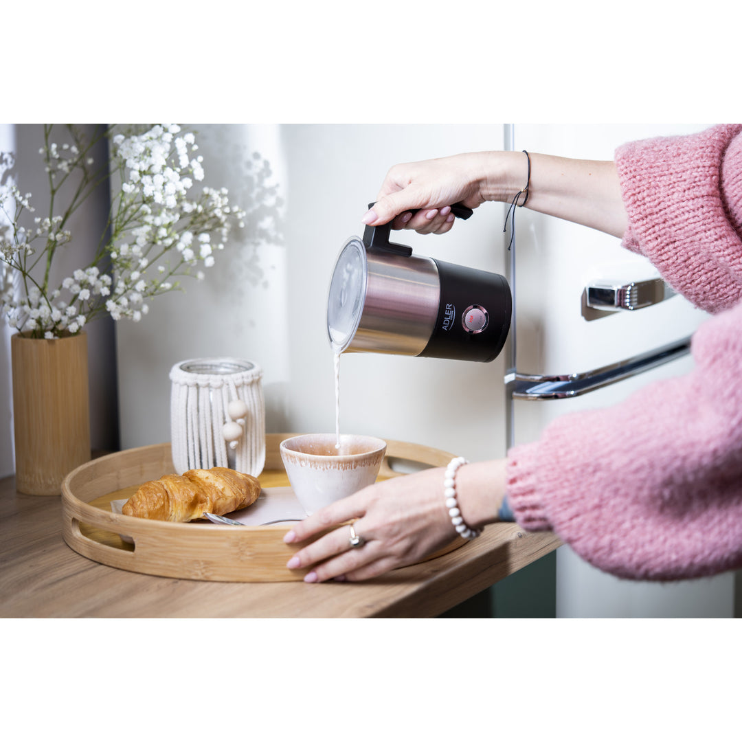 Espumador de leche Adler, eléctrico, caliente y frío, max. 1000W, AD 4497