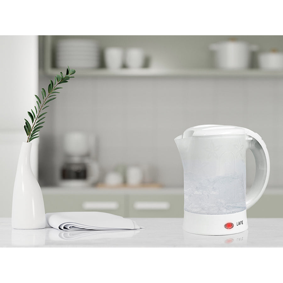Chaleira elétrica Lafe, turística, 600W, capacidade 0,6l, 2 chávenas, 2 colheres, branca, escandinava