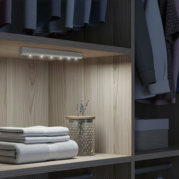 Lámpara de cocina bajo armario Maclean 6LED, oblonga, con sensor de movimiento, 5xAA, MCE123 + 5x pila alcalina AAA Varta Industrial