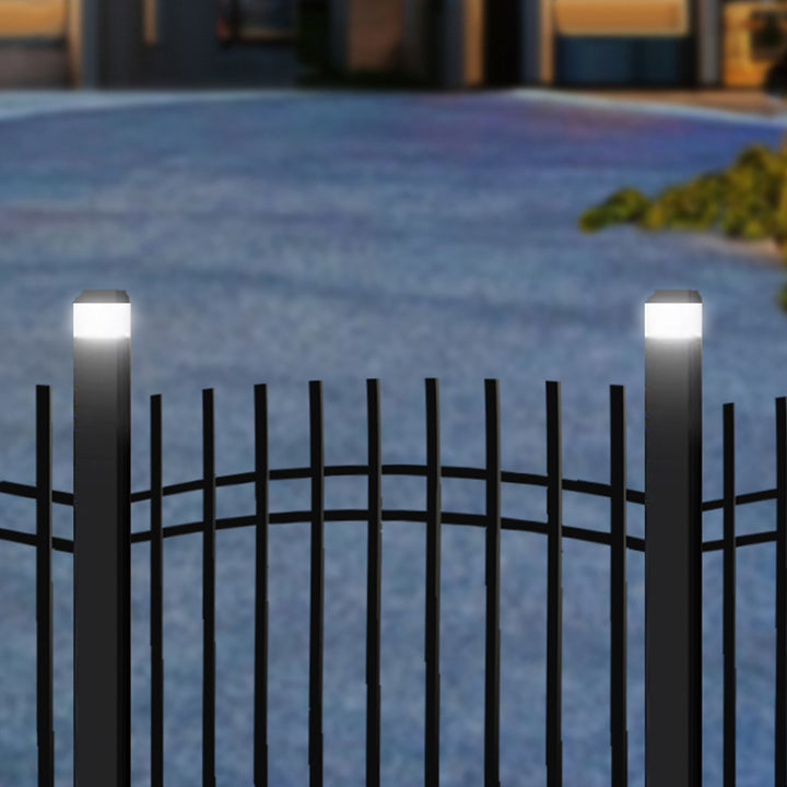 Lámpara LED solar para poste GreenBlue, 80 x 80 mm, cubierta en forma de sobre, 3200 K, GB127 WW