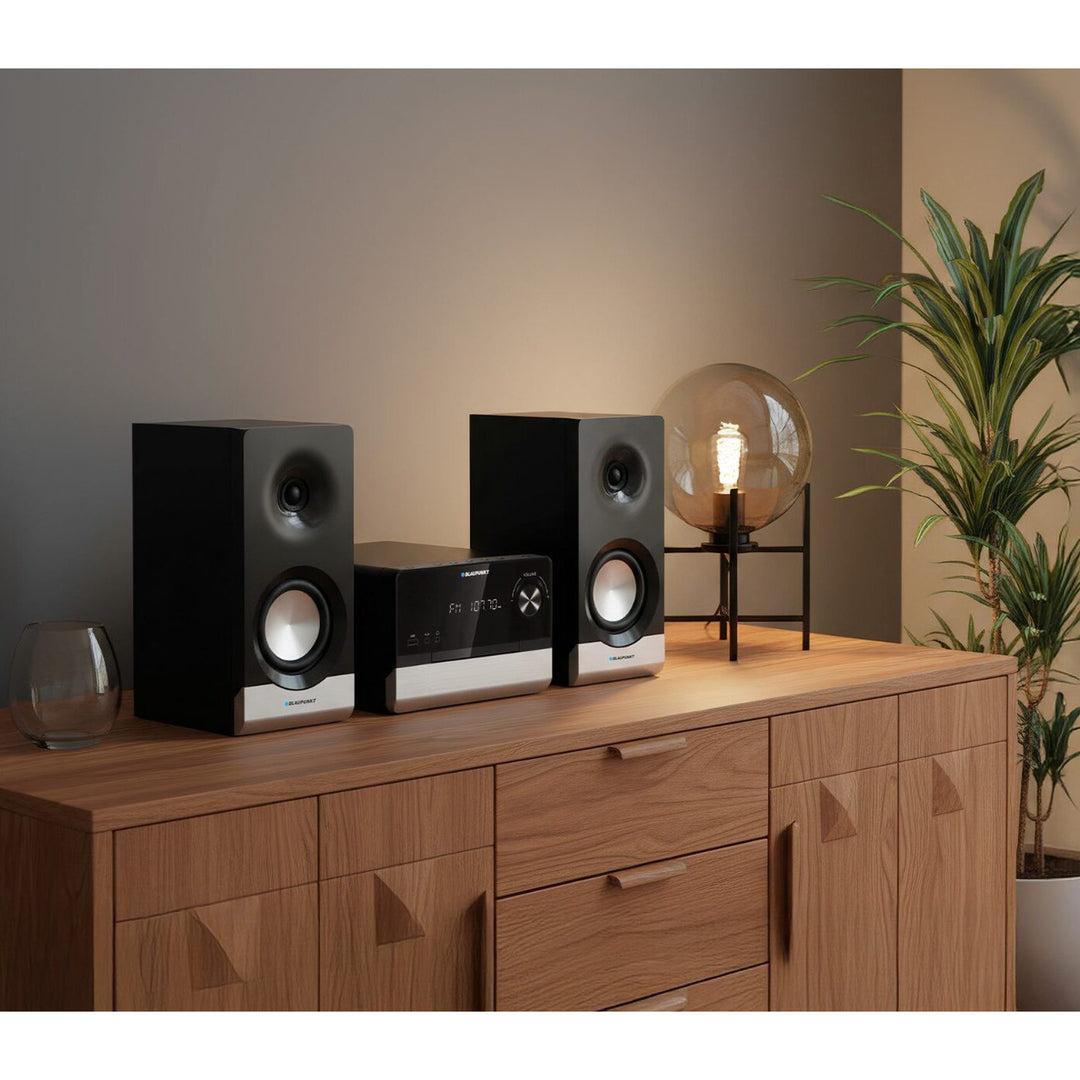 Blaupunkt Micrófono, CD, USB, radio FM, Bluetooth, mando a distancia, reloj con función de alarma, MS40.2BT