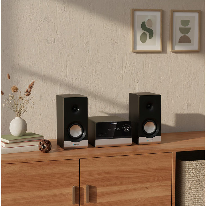 Blaupunkt Micrófono, CD, USB, radio FM, Bluetooth, mando a distancia, reloj con función de alarma, MS40.2BT