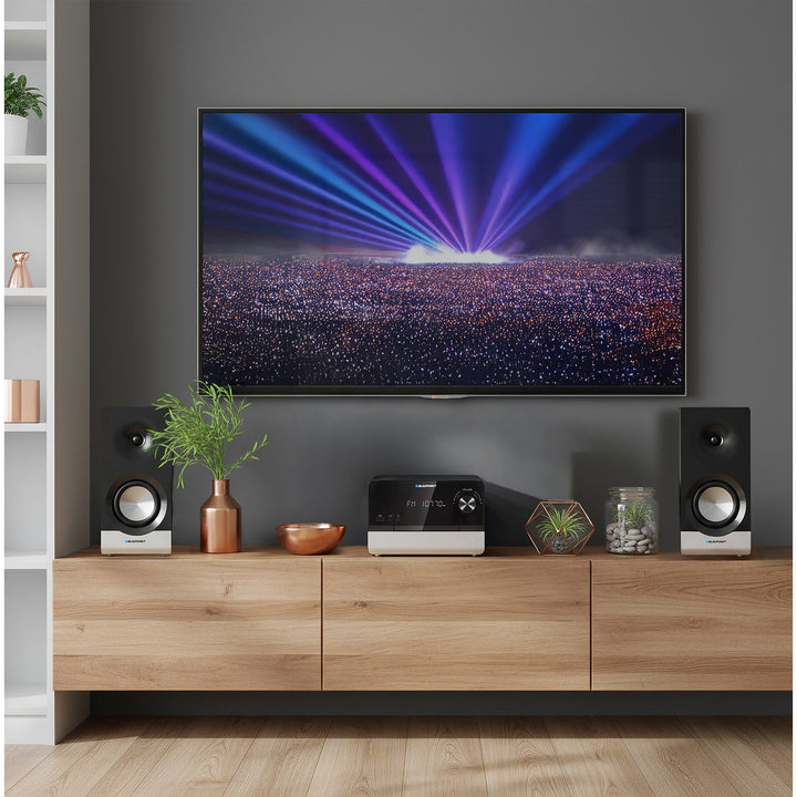 Blaupunkt Micrófono, CD, USB, radio FM, Bluetooth, mando a distancia, reloj con función de alarma, MS40.2BT