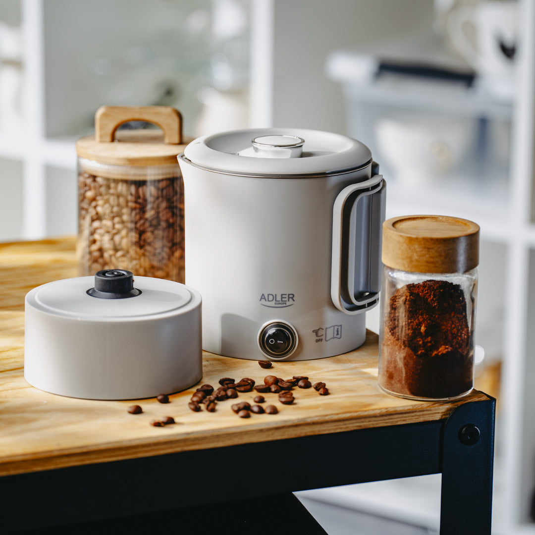Hervidor eléctrico Adler, para viajes, doble pared, capacidad 0,8 l, potencia máx. 650 W, gris, AD 1388