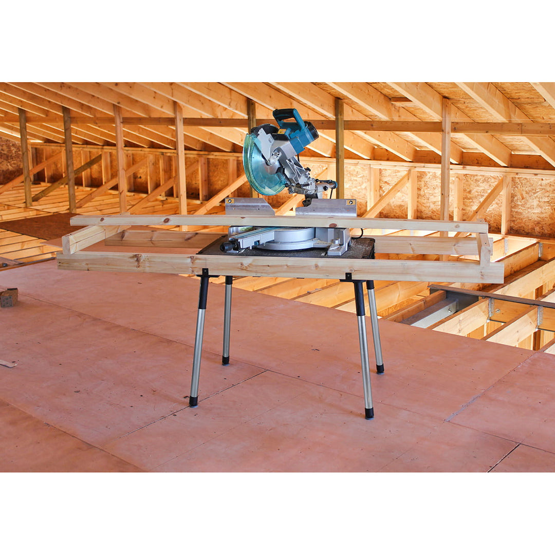 Mesa de taller portátil Keter Jobmade, capacidad de carga de 453 kg, patas antideslizantes, compartimento con abrazaderas debajo del tablero, 239985