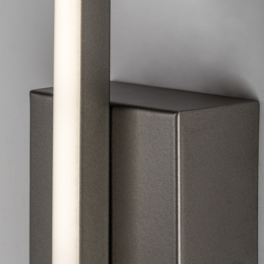 Aplique de interior Tilmann, color gris plomo, LED 10 W, 550 lm, 4000 K, H 36 cm, IP44, control táctil, 75 000
