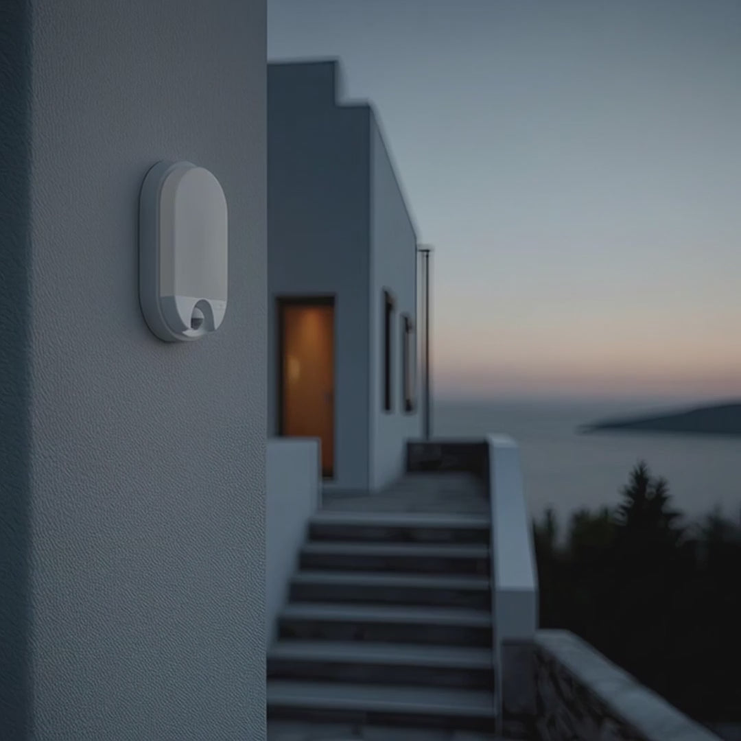 Lámpara LED con sensor de movimiento por infrarrojos 1100lm 15W IP54 blanco, blanco natural (4000K) MCE340 W Maclean Energy