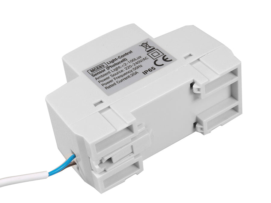 Interruptor sensor de crepúsculo para trilho DIN com sonda externa 220-240V / AC, 50Hz 20A Maclean MCE83